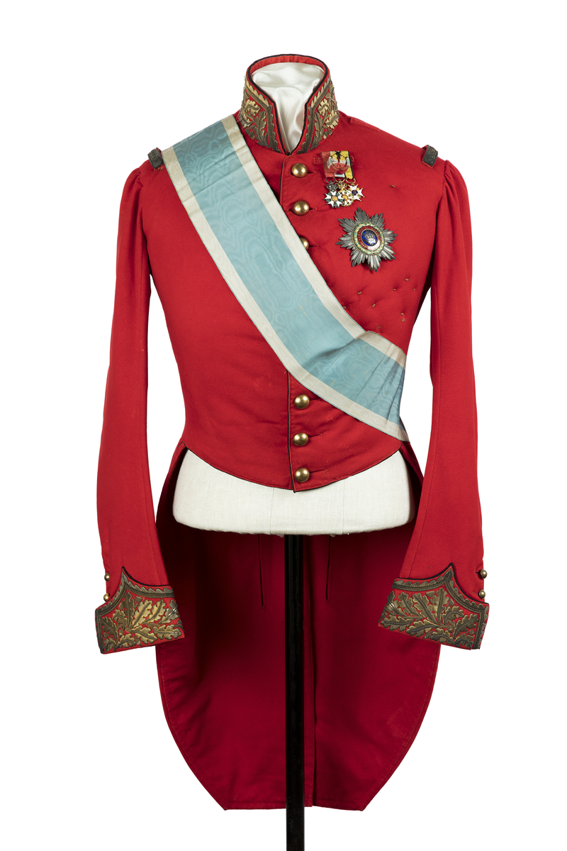 奥诺雷五世亲王的制服