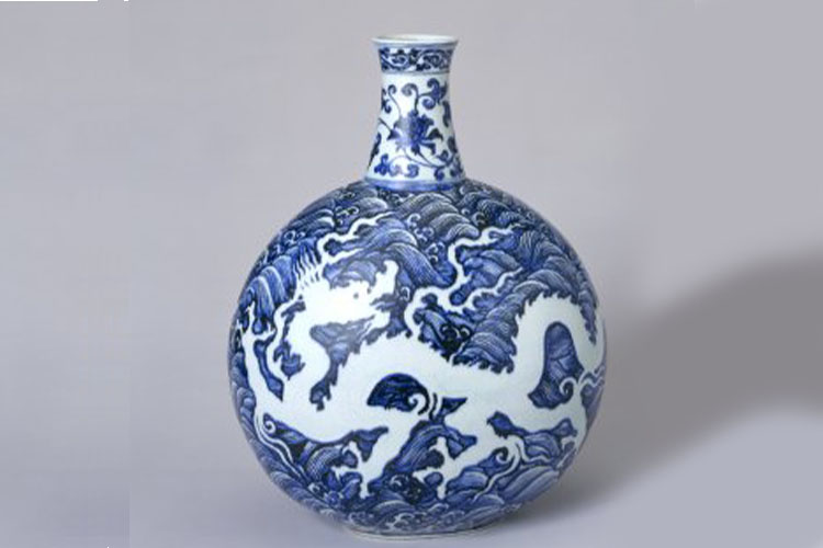 青花海水白龙纹扁壶