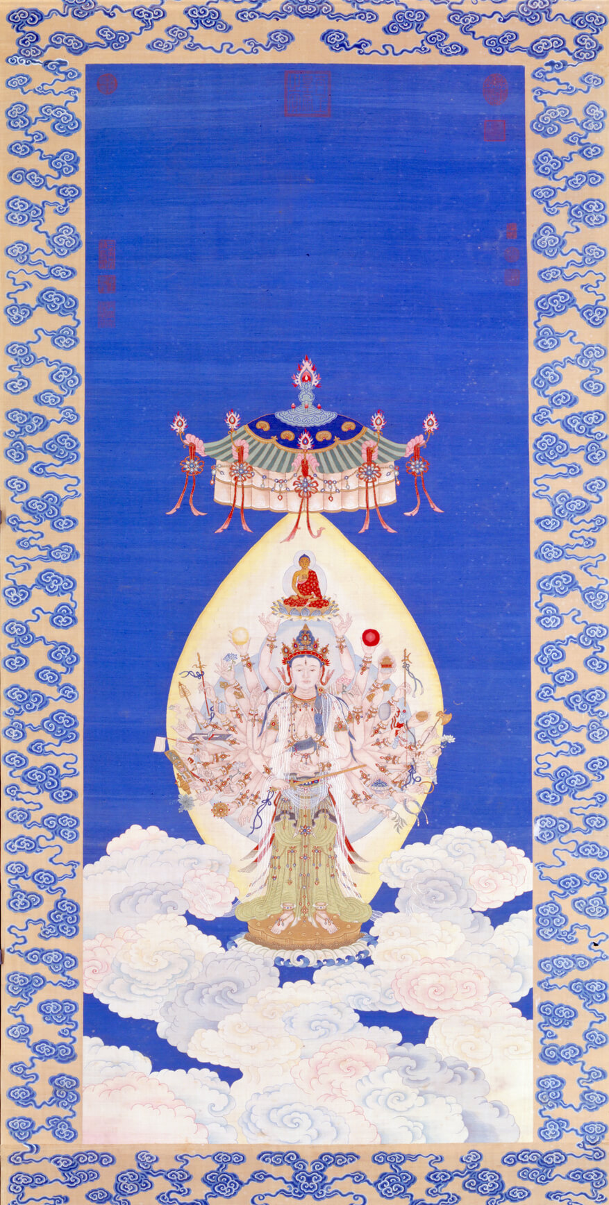 缂丝加绣观音像轴