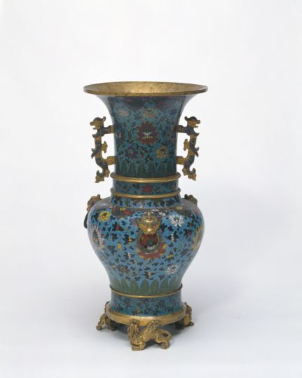 Jingtai-mark cloisonne 'Interlocking Lotus' zun with beast handles, The Palace Museum