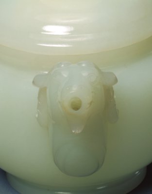 白玉三羊执壶壶嘴