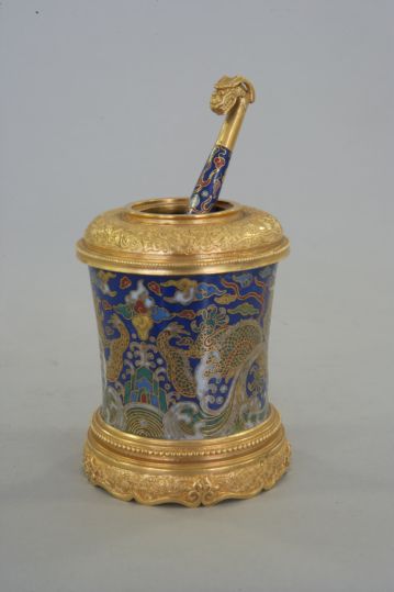 Qianlong-mark cloisonne 'Twin Dragons' water pot, The Palace Museum