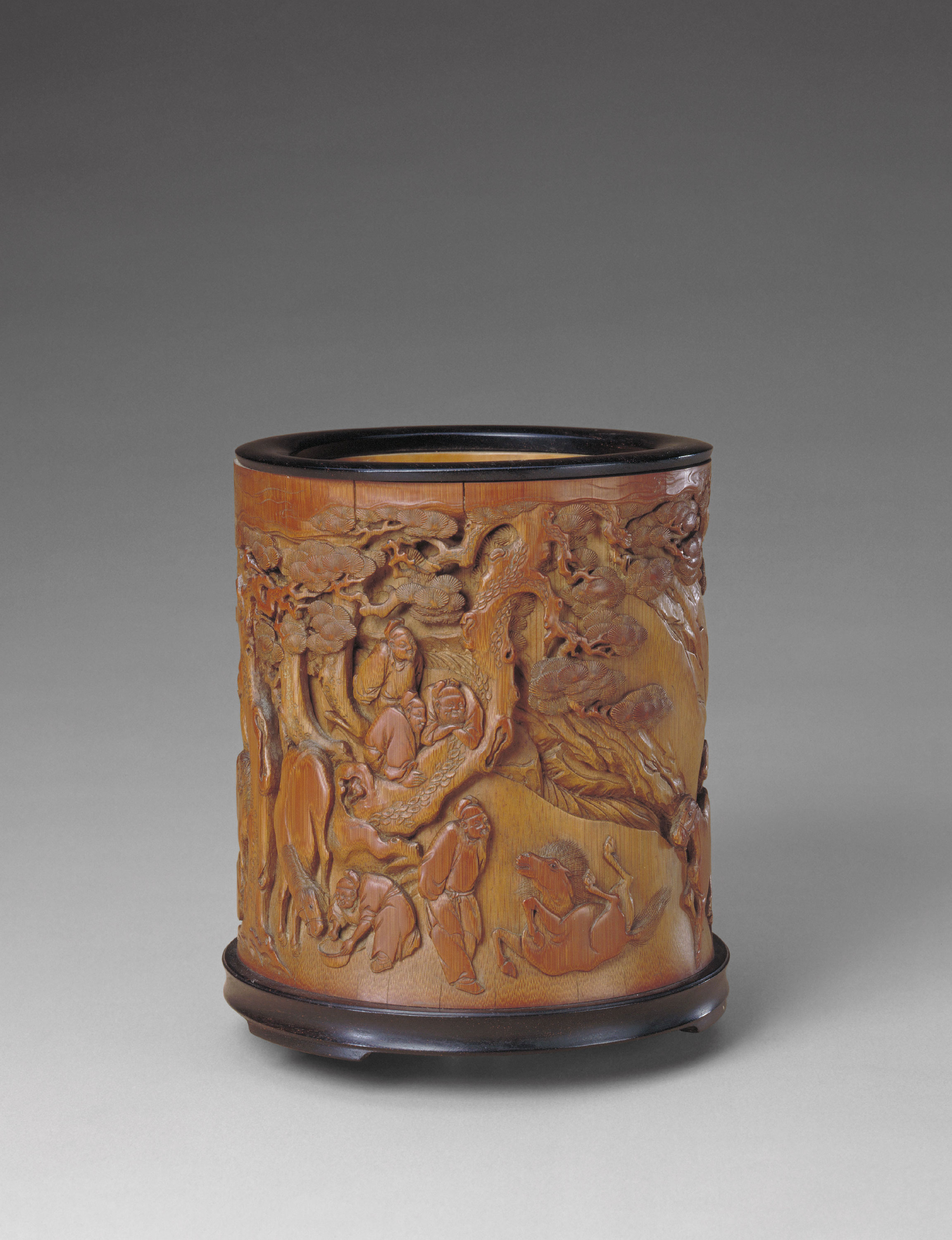 竹雕伯乐相马图笔筒